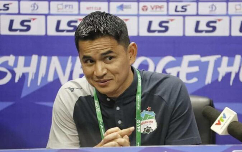 ซิโก้ โค้ชผู้พ่ายแพ้ของแฟนบอลไทย สู่ผู้สร้างกระแสฟีเวอร์ ให้ลูกหนังเวียดนาม