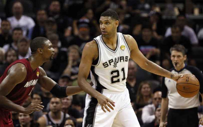 ประวัตินักบาส : ทิม ดันแคน (Tim Duncan)